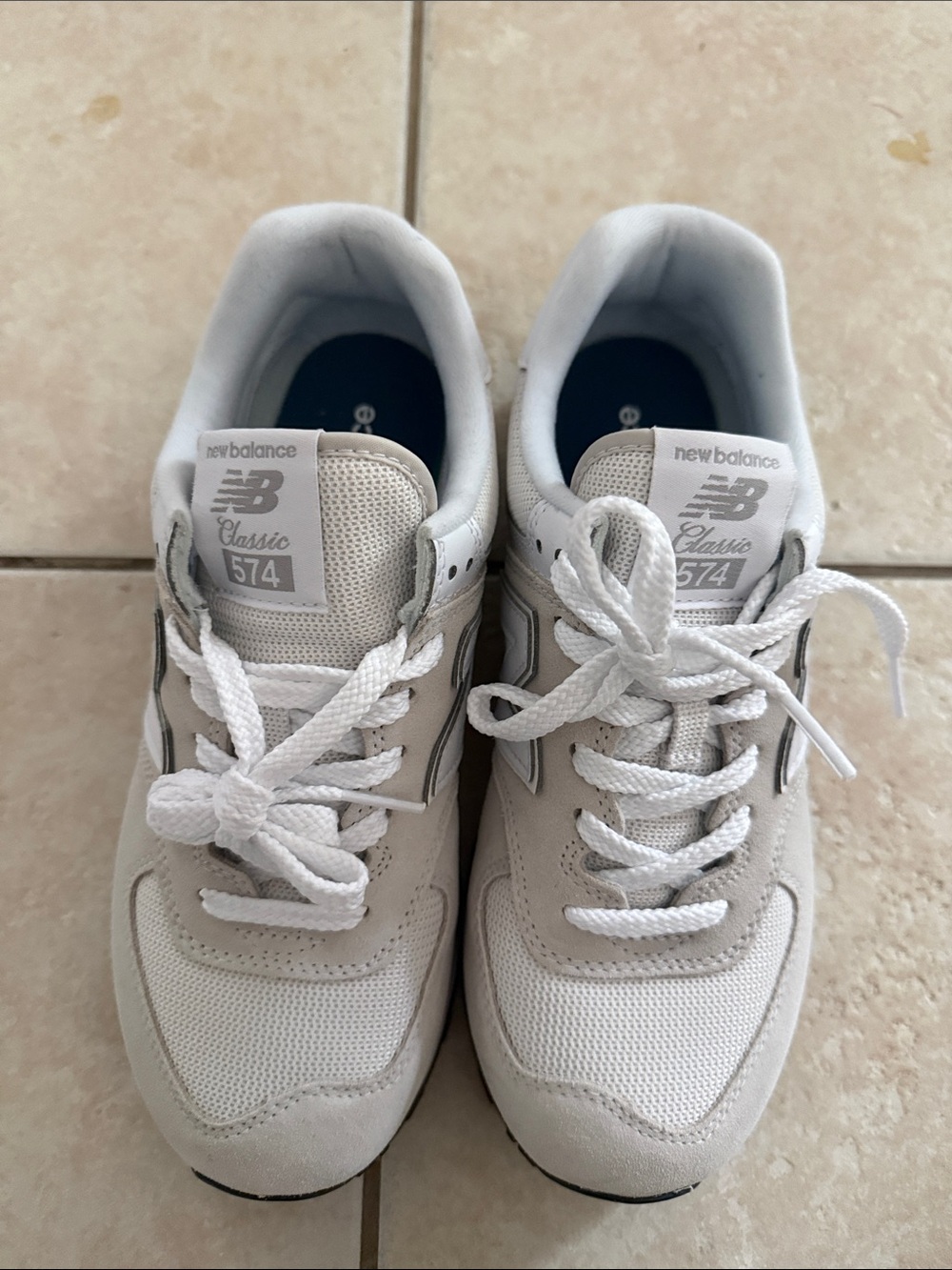 New Balance 574 Women’s Sneakers in Light Gray and White size 8.5